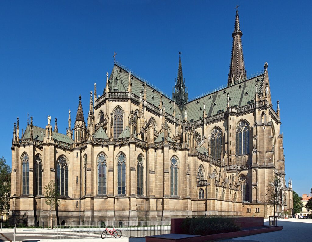 Mariendom Linz von Pierre Bona - Eigenes Werk, CC BY-SA 3.0